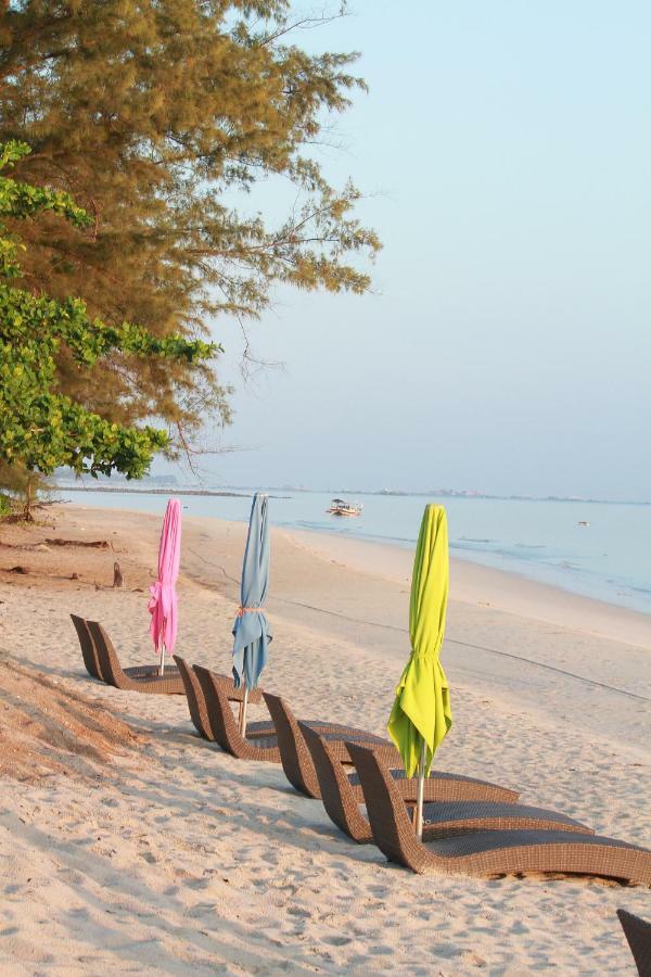Belitung Holiday Resort Sijuk Exterior foto